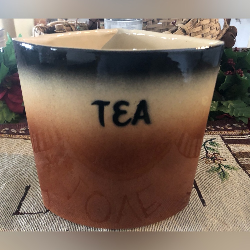 Esmond ceramic “Tea” canister